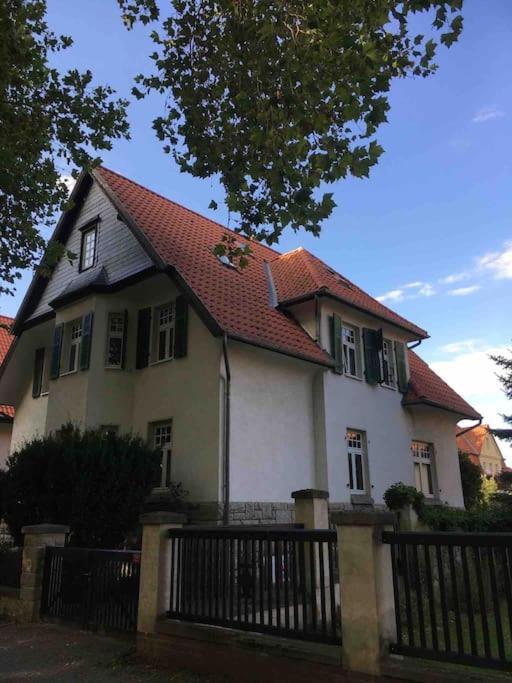100 Qm Ferienwohnung Am Heiligen Brunnen Кведлинбург Экстерьер фото